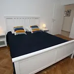 Tri Bunje