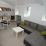 Tri Bunje