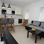 Tri Bunje Apartamento Tribalj
