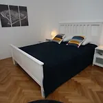Apartamento Tri Bunje *