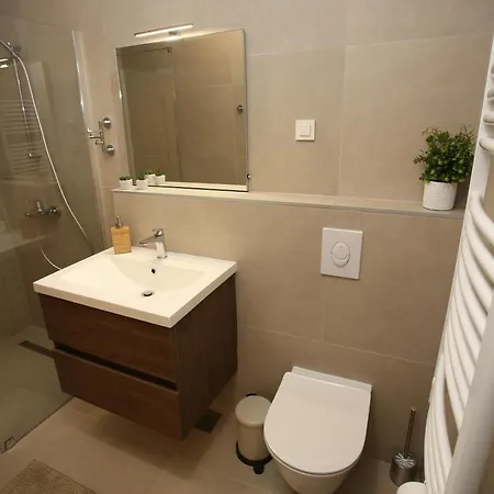 Apartman Tri Bunje