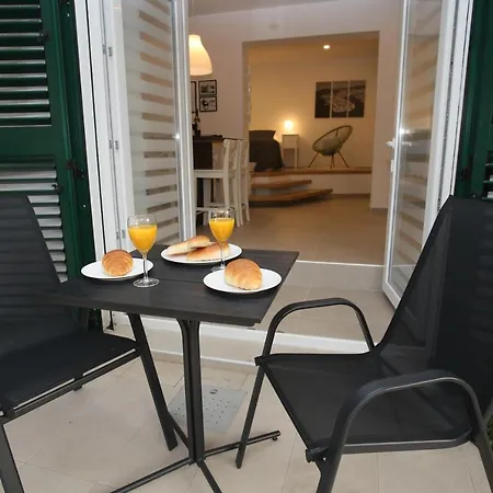 Lägenhet Tri Bunje *