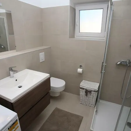 Tri Bunje Apartman *