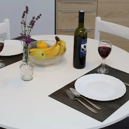 Apartman Tri Bunje *